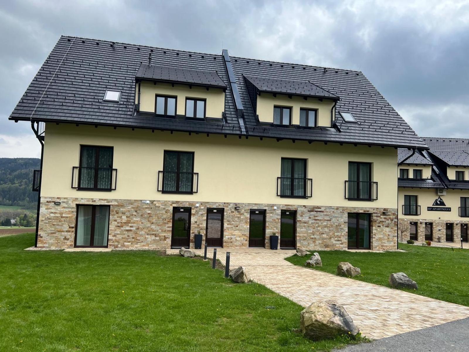 Apartmán na Bukovce MEROT Apartamento Červená Voda Exterior foto